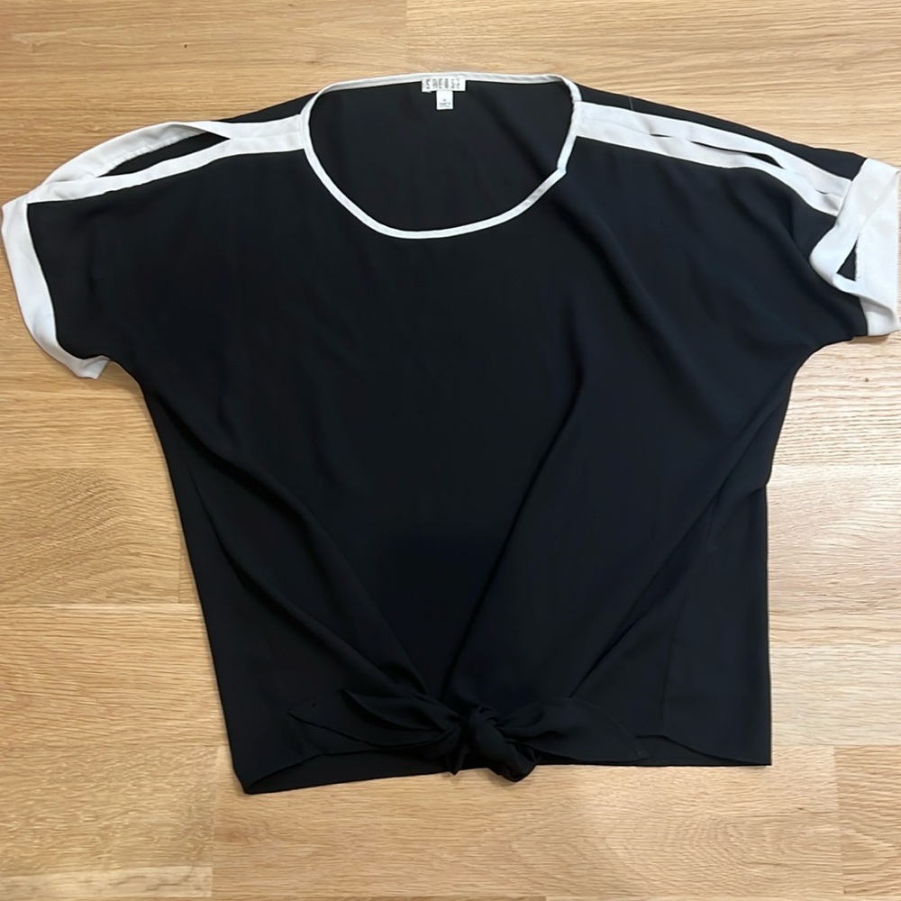 Black and white blouse size medium